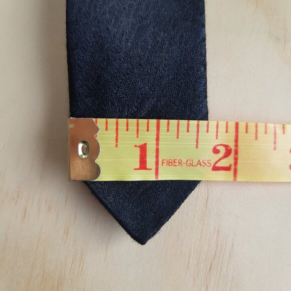 Todd tie - Picture 3 of 6